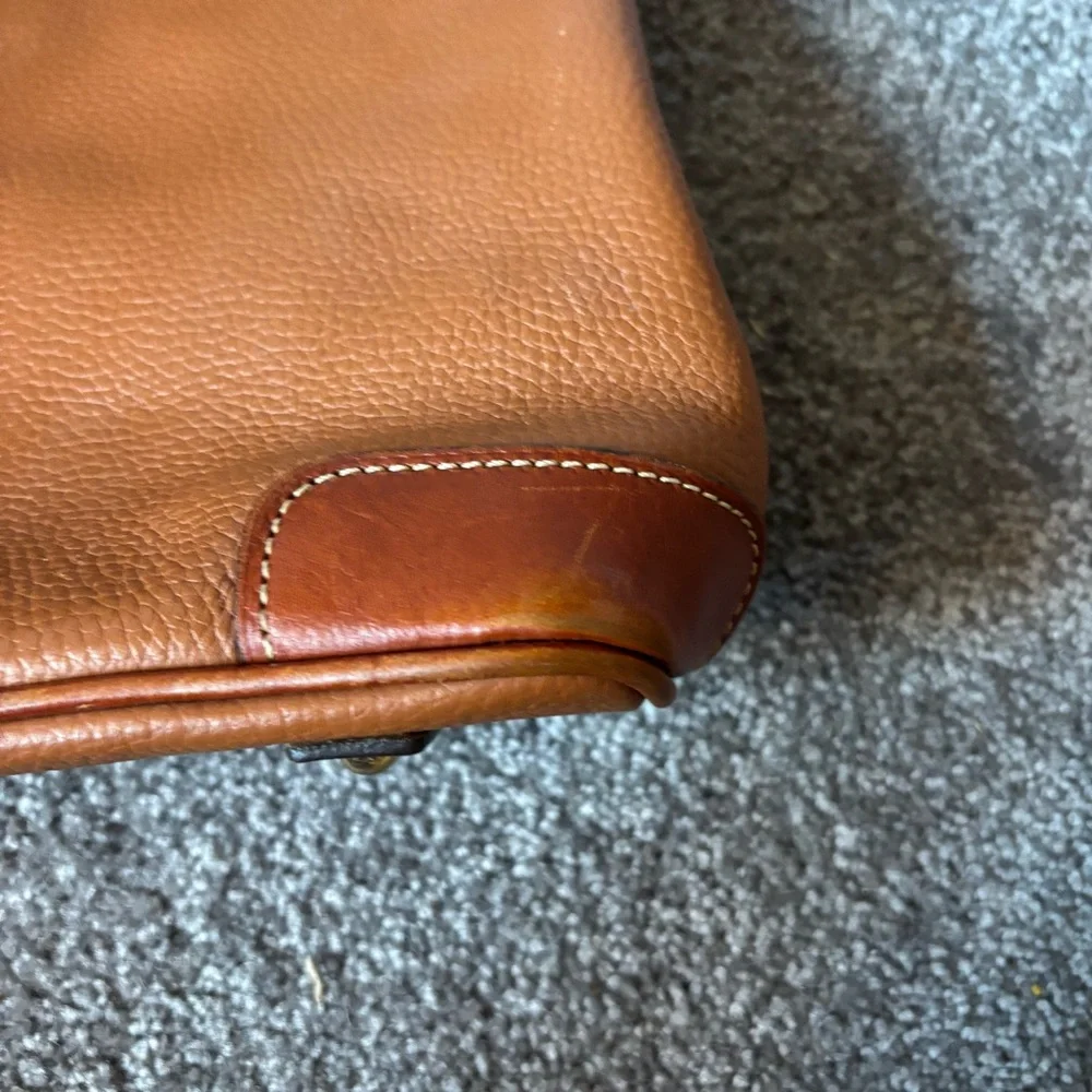 Dooney & Bourke Brown Pebble Grain Hobo - Picture 4 of 6